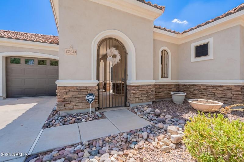 3-web-or-mls-Creekside-3