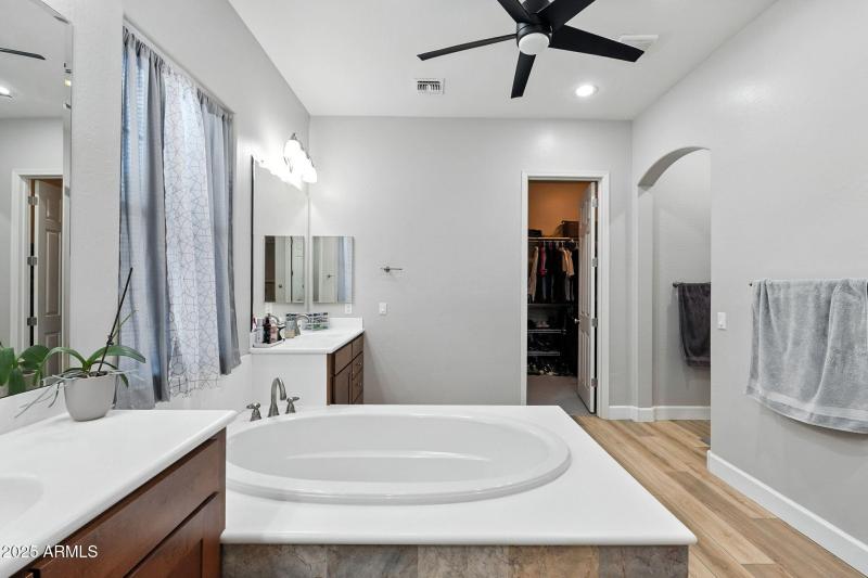 34-web-or-mls-Creekside-34