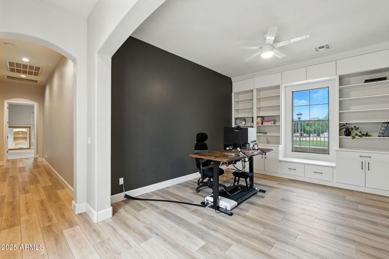 37-web-or-mls-Creekside-37