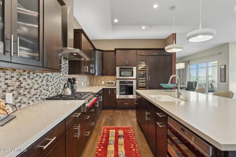 Fully Equipped Kitchen Amenities
