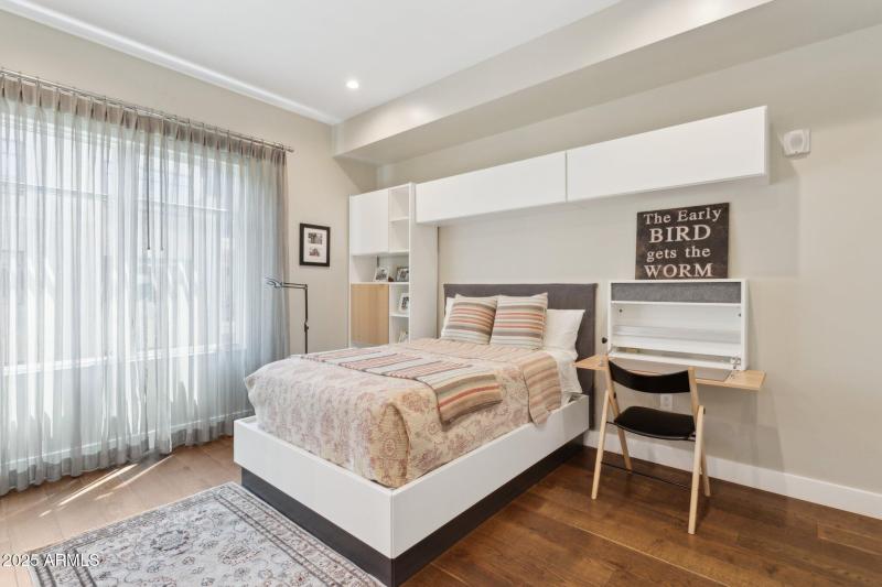 Guest Suite 1