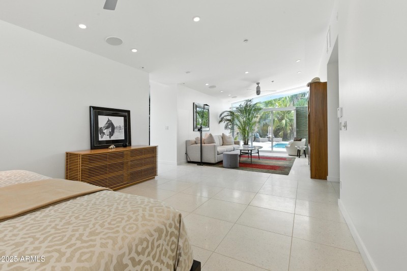 Primary Bedroom/Sitting Room