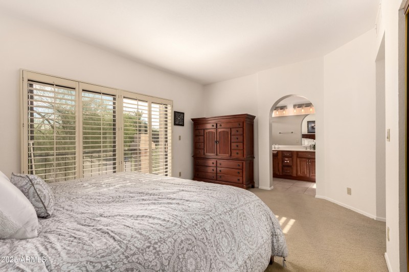 Mtnview Master Bed 2