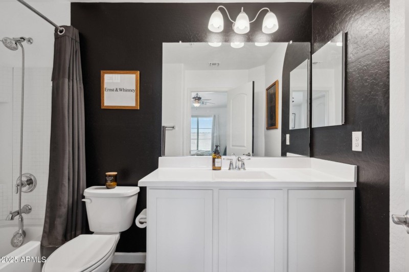 21-web-or-mls-240-w-juniper-ave-unit-115