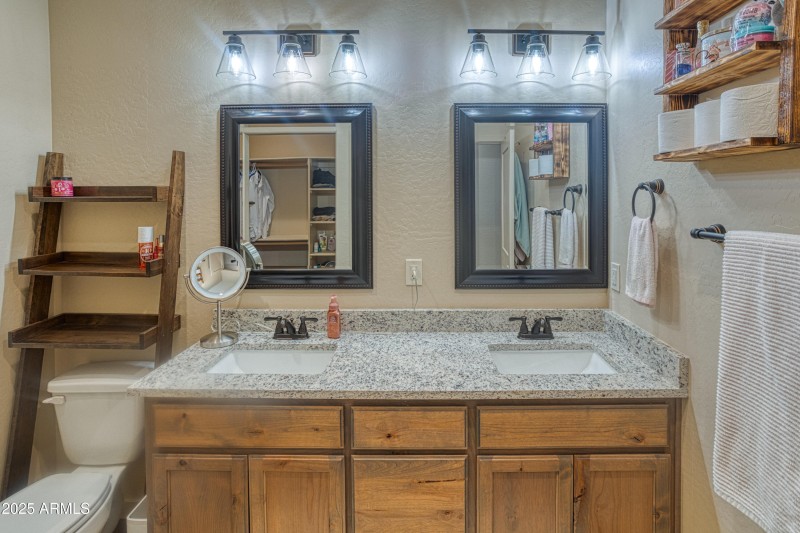 PAX_0271_AuroraHDR2019-edit