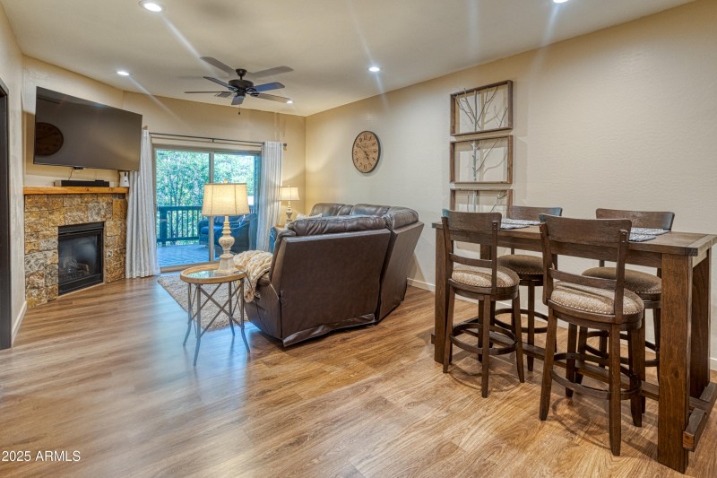 PAX_0304_AuroraHDR2019-edit