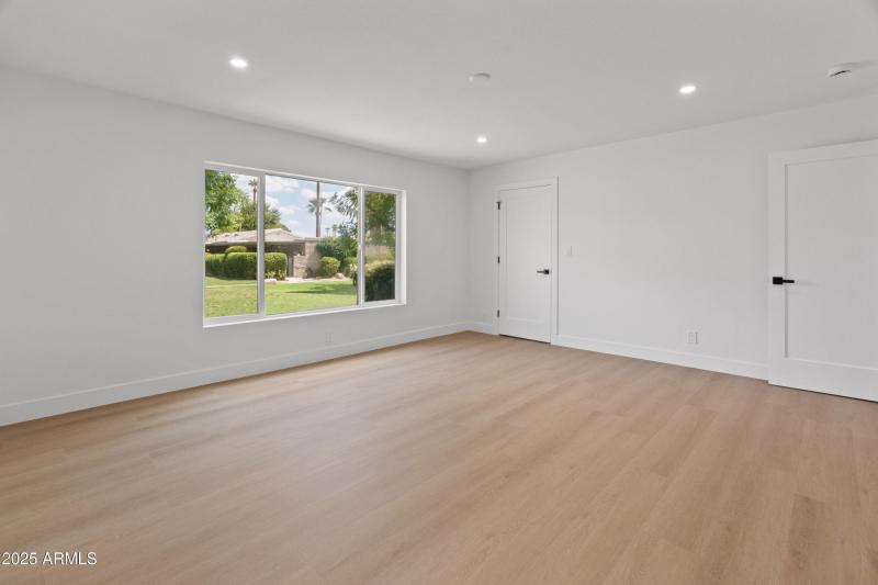 4800 N 68th St Unit 292-9