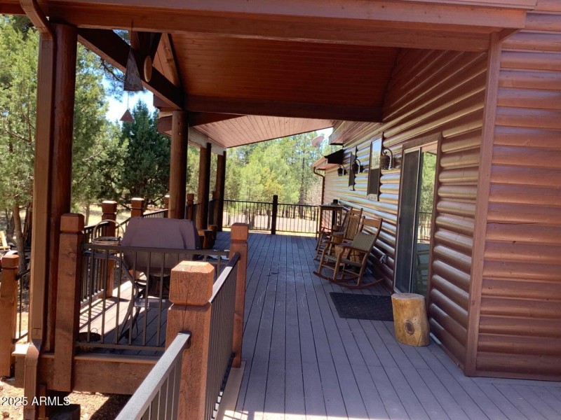 2181 Great to entertain