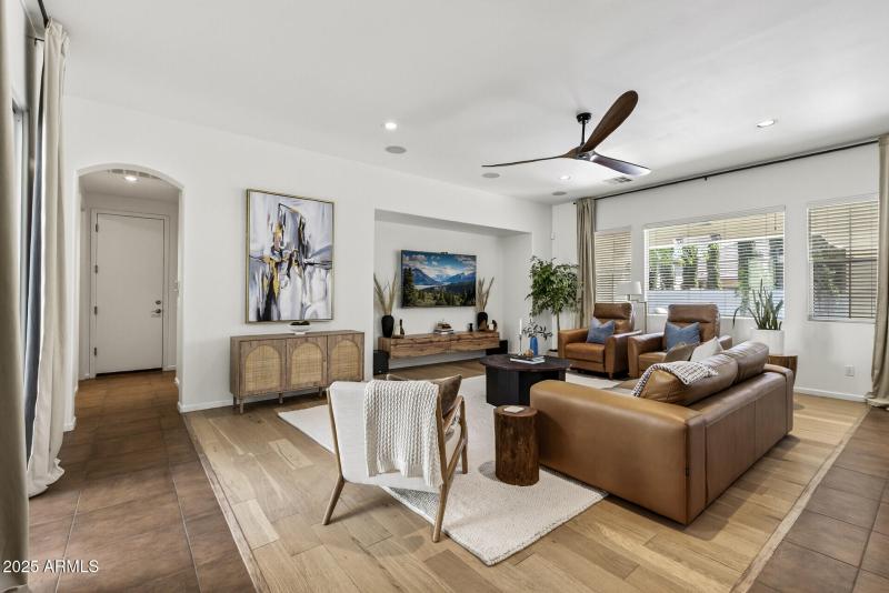 18_28803_N_68th_Dr18_mls