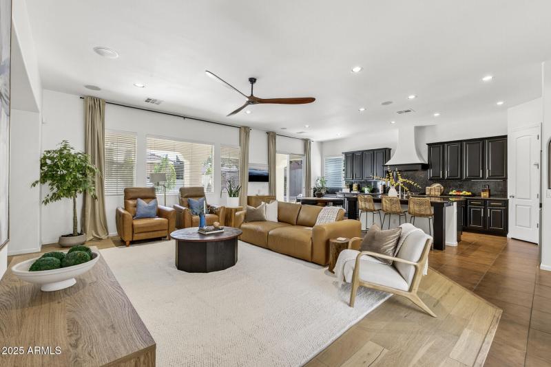 21_28803_N_68th_Dr21_mls