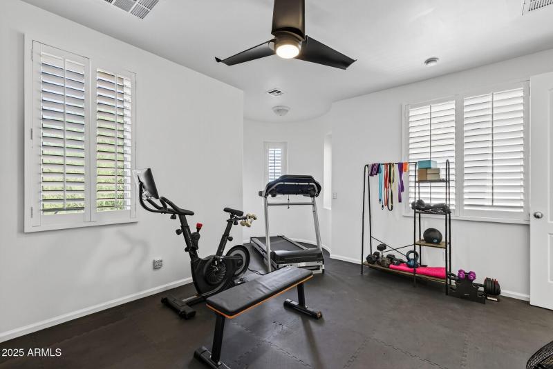 51_28803_N_68th_Dr51_mls