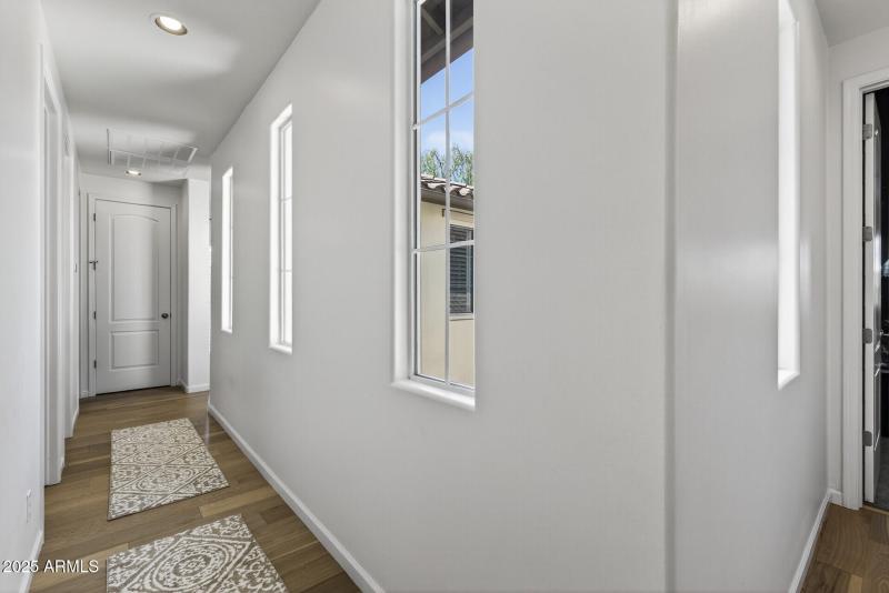 57_28803_N_68th_Dr57_mls