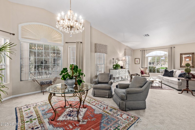 Dining or sitting area