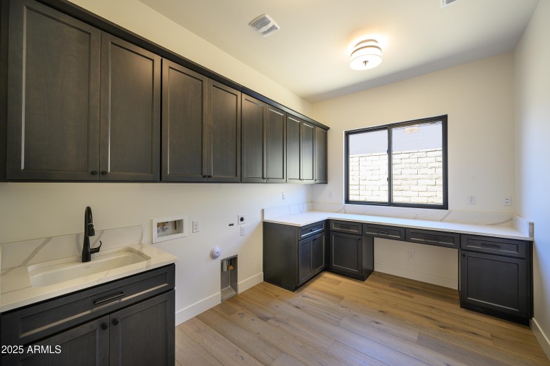 Large Laundry with built-in desk