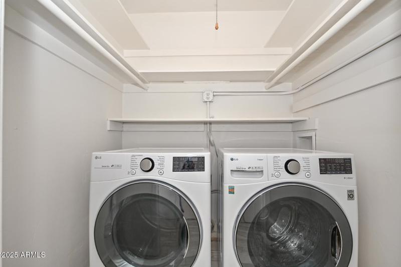 Laundry in Unit