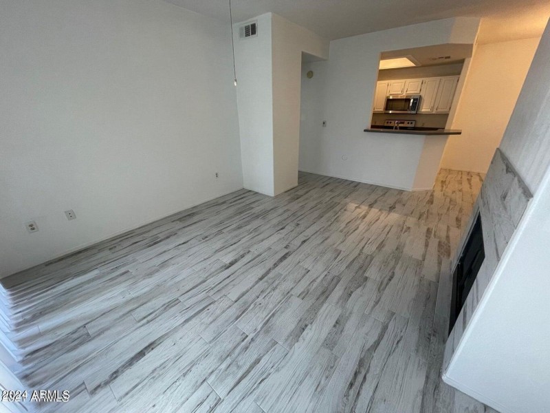 20210218190200209513000000-o