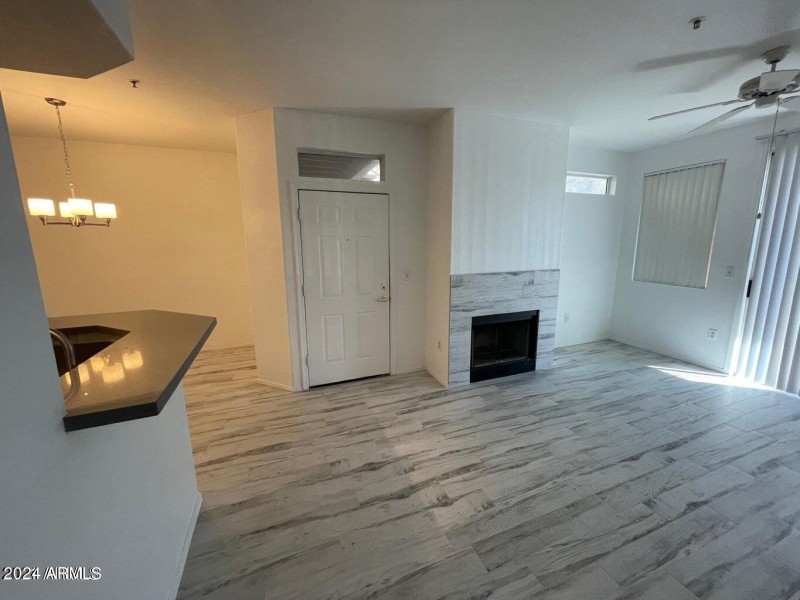 20210218190206130601000000-o