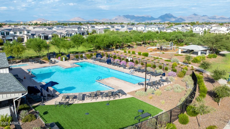 Arabella Community pool