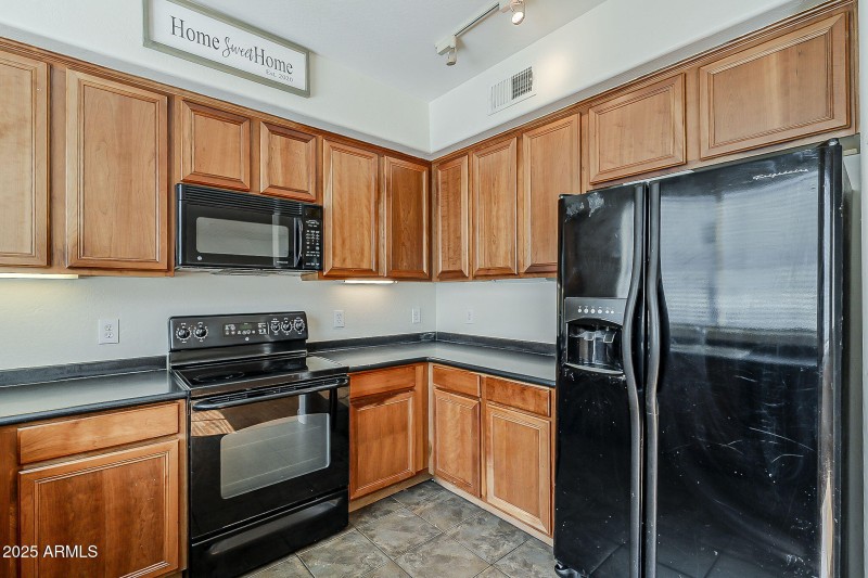 28-web-or-mls-Portland St-13