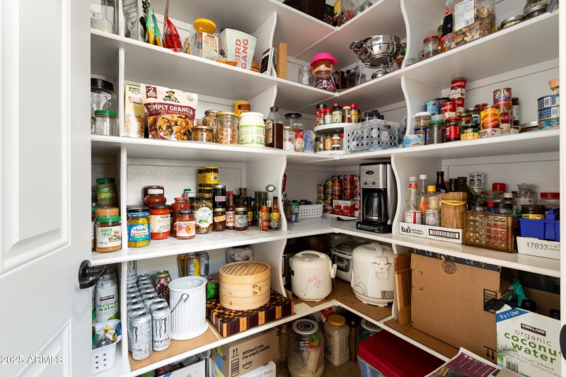 35-Pantry