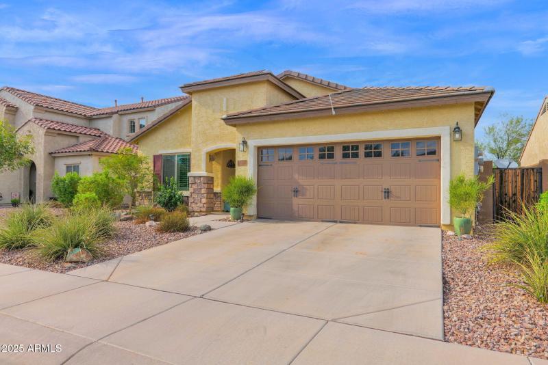 2-web-or-mls-P1281757