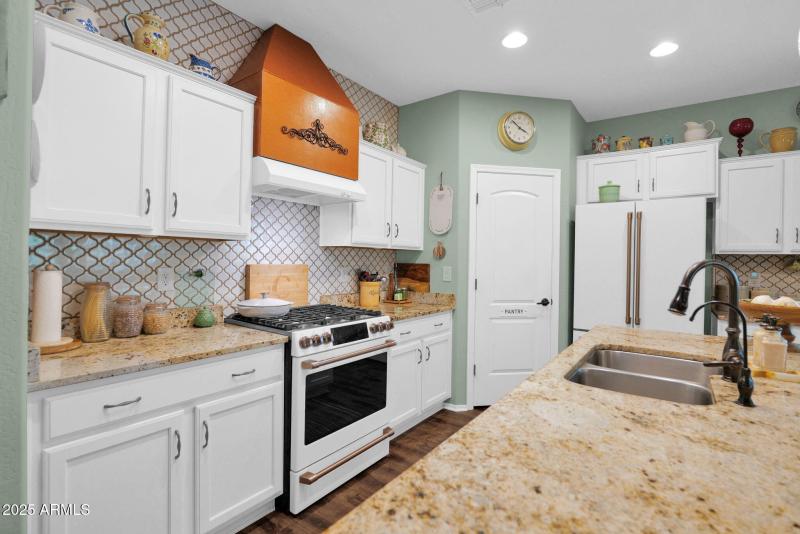 18-web-or-mls-P1281729