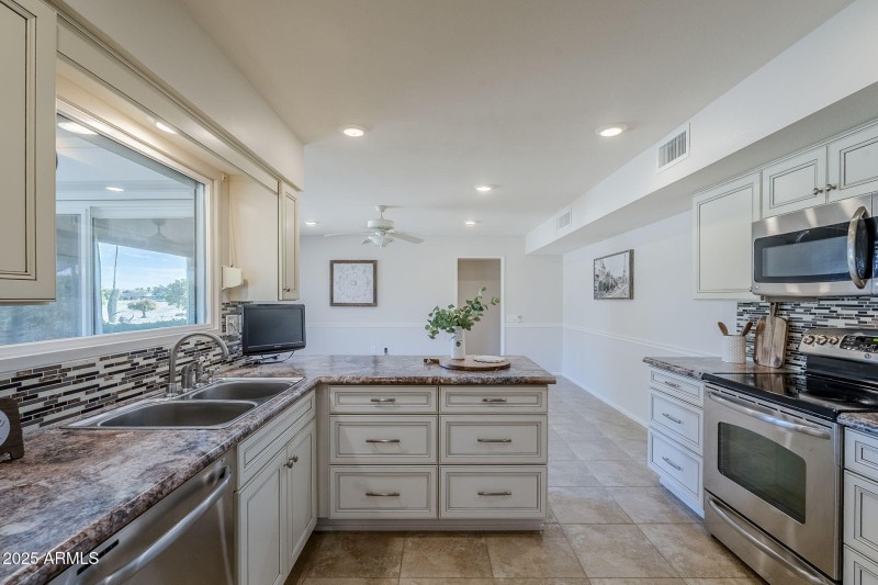 fully renovated kitchen