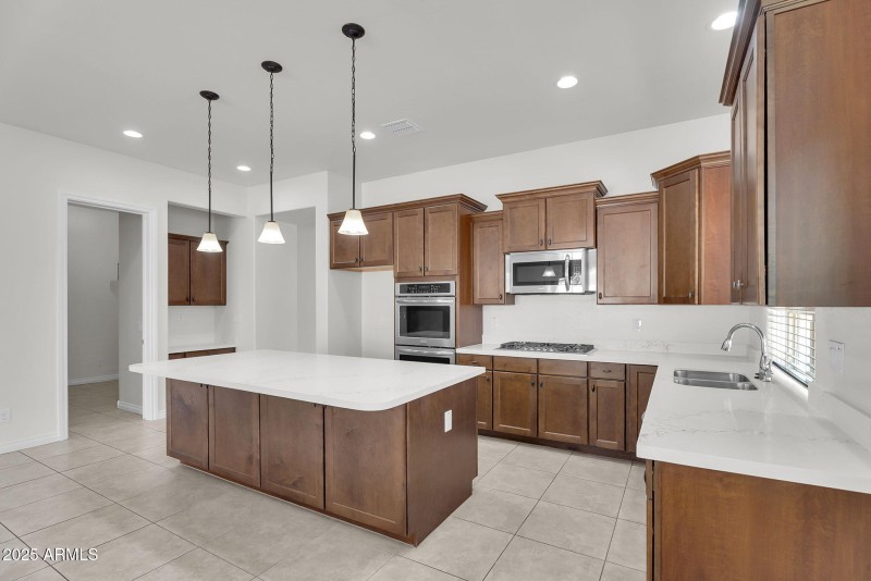 8-web-or-mls-DSC00107