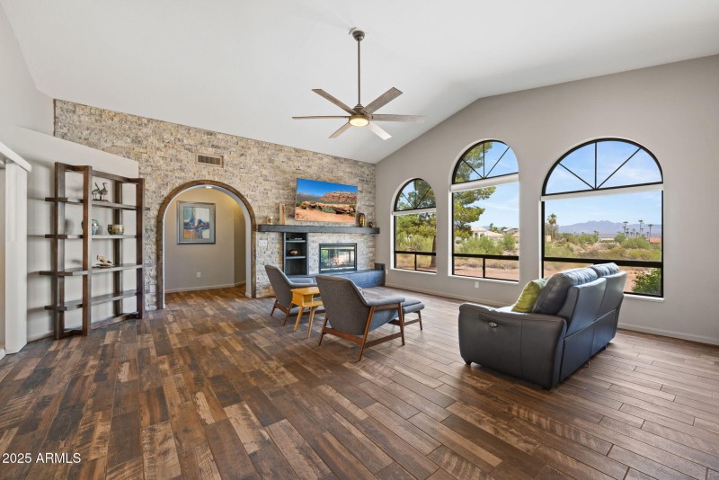 9-web-or-mls-11220-n-woodpecker-bay