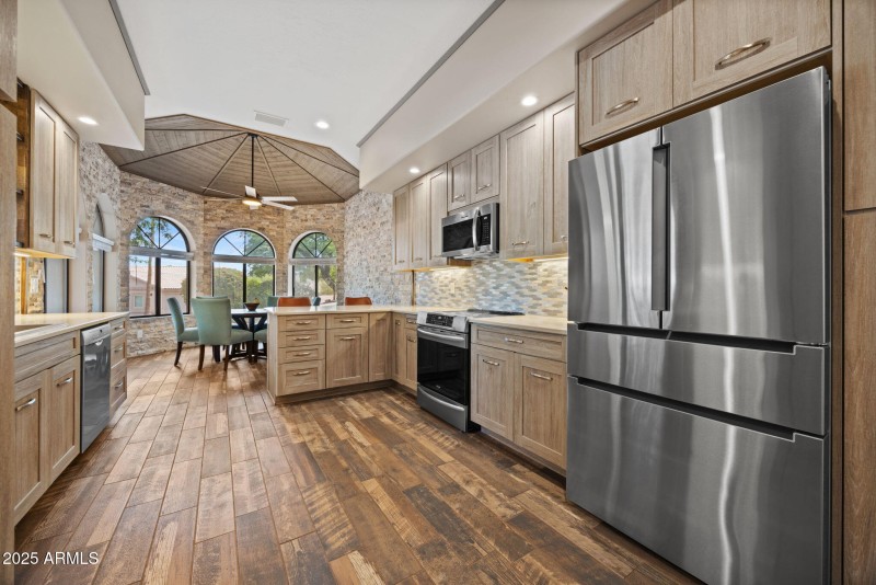 12-web-or-mls-11220-n-woodpecker-bay