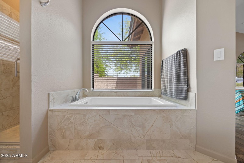 23-web-or-mls-11220-n-woodpecker-bay