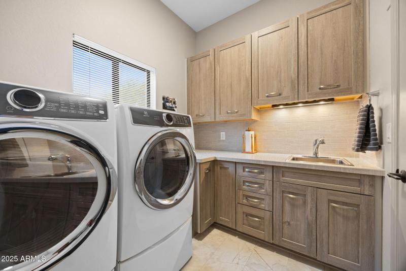 30-web-or-mls-11220-n-woodpecker-bay