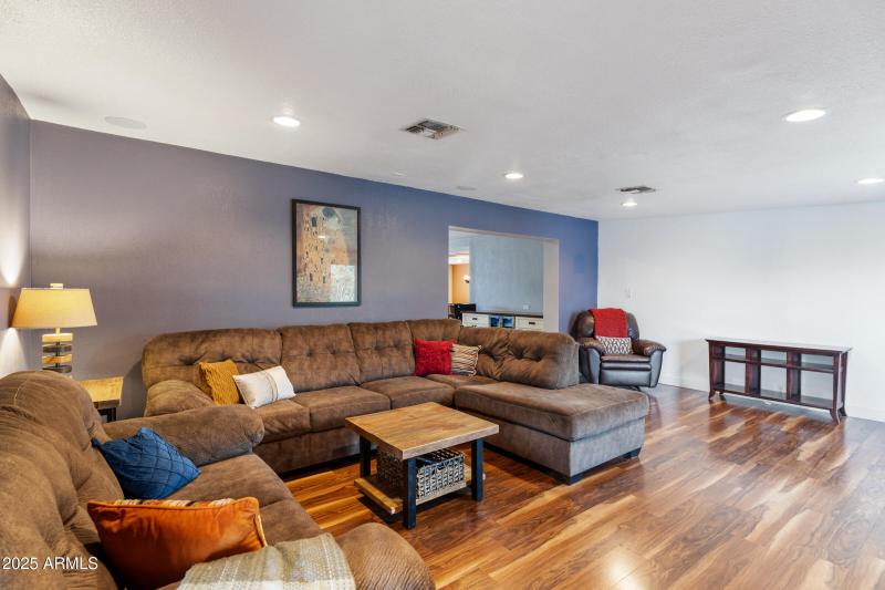 8716 E Coronado Rd-20