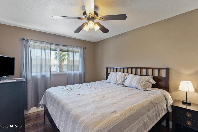 8716 E Coronado Rd-28