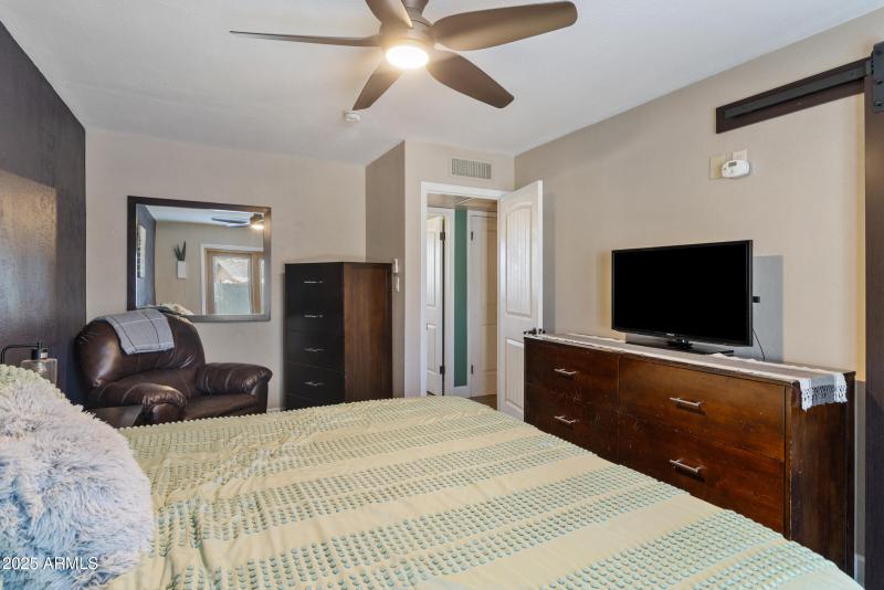 8716 E Coronado Rd-35