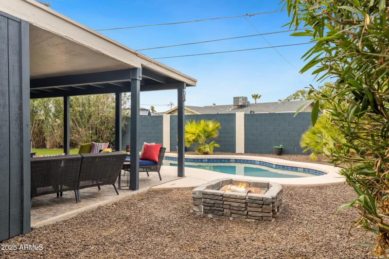 8716 E Coronado Rd-45