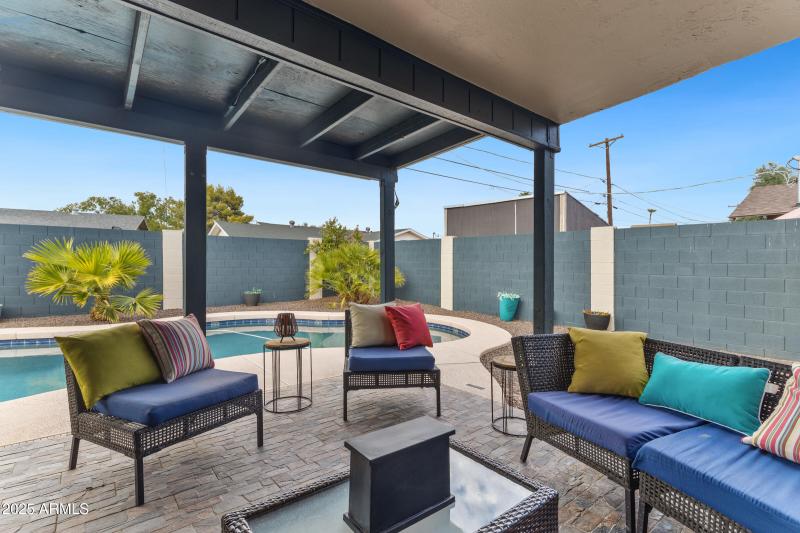 8716 E Coronado Rd-48