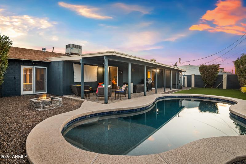 8716 E Coronado Rd-51