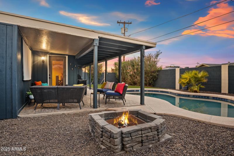 8716 E Coronado Rd-52