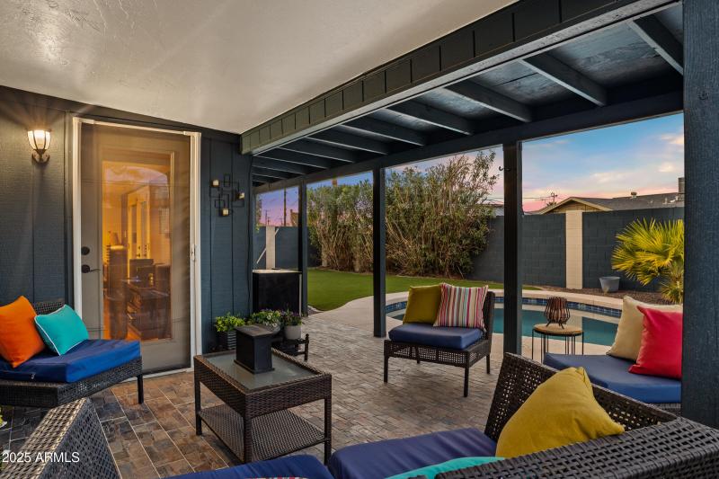 8716 E Coronado Rd-53