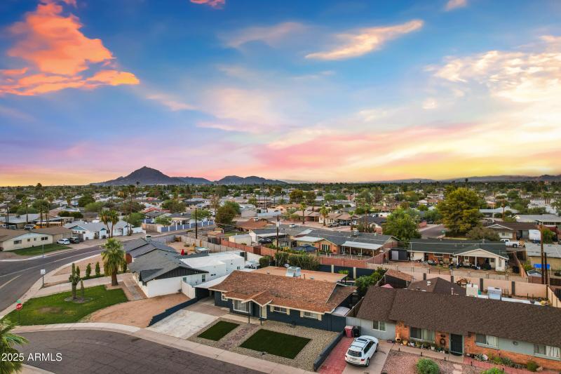 8716 E Coronado Rd-57