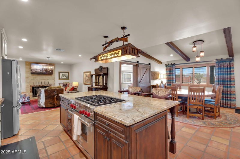 19-web-or-mls-7th Ave-23