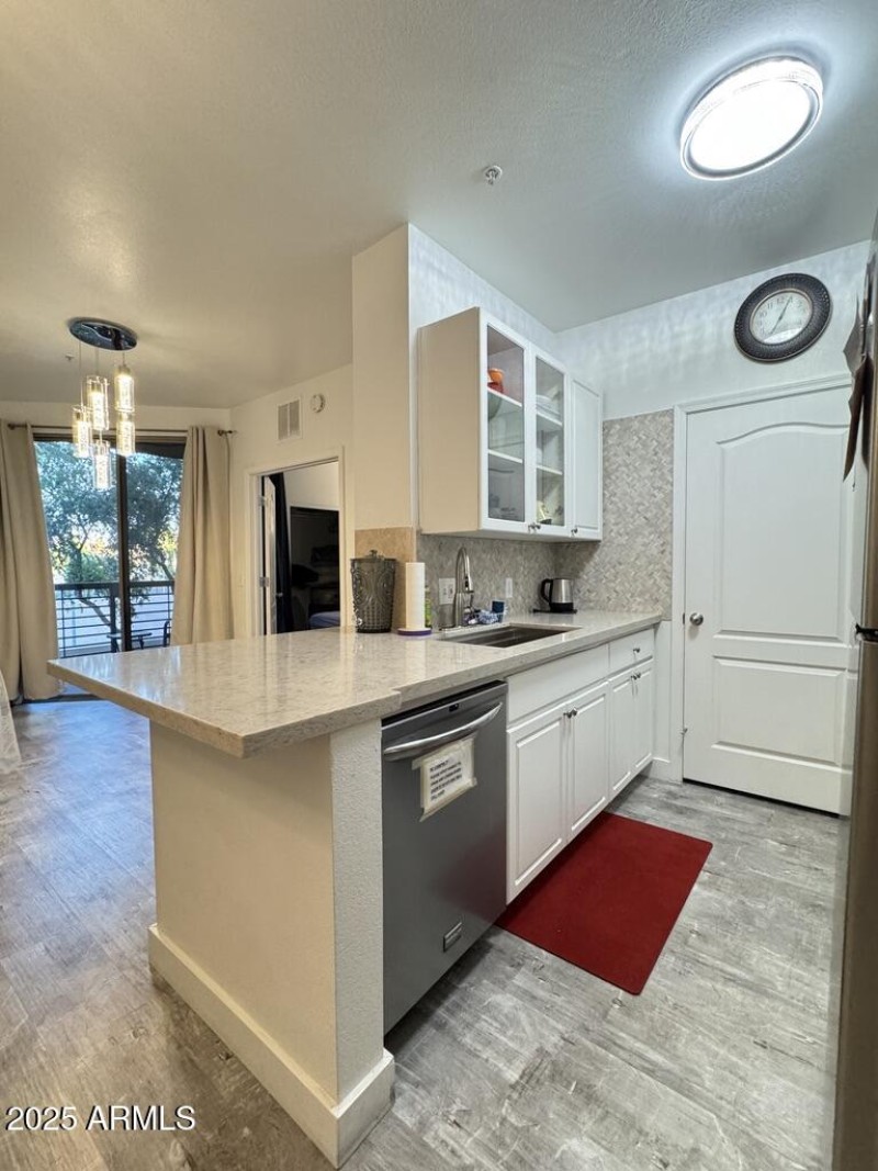 90421824-252C-46B6-B7EF-9CBA4046E4D9_1_1