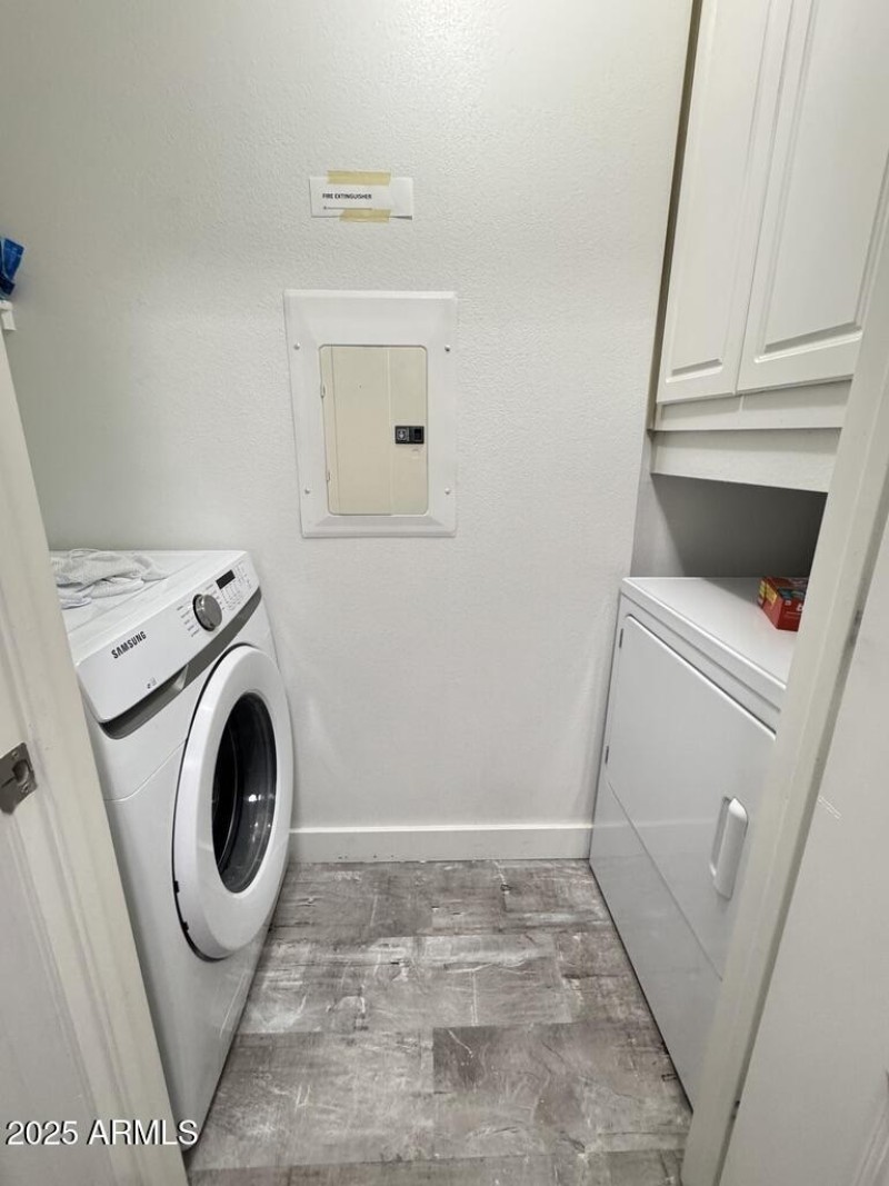 B80B8F74-1E14-4B48-8C44-440726469399_1_1