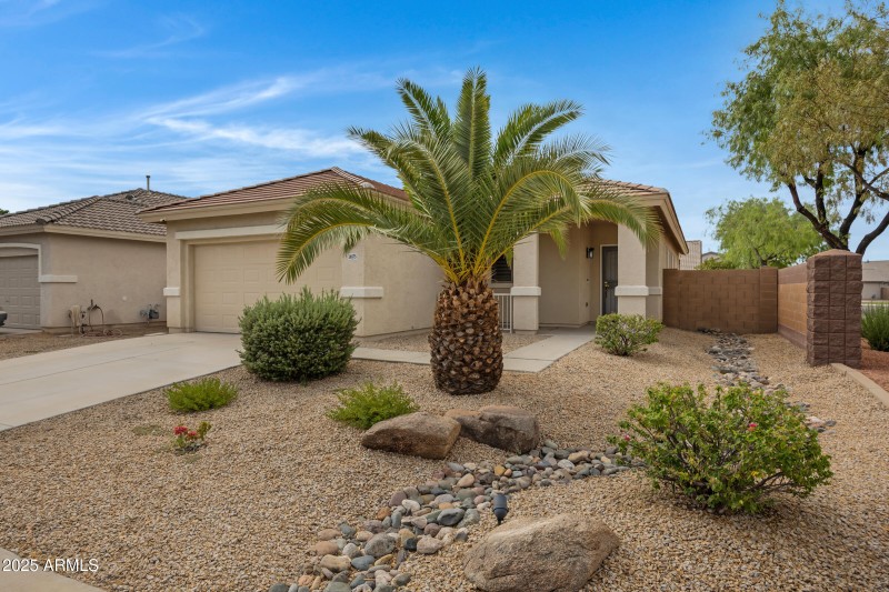 16875 W Manchester Dr-3