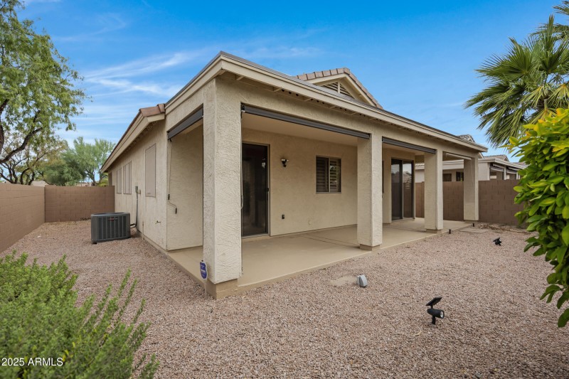 16875 W Manchester Dr-30