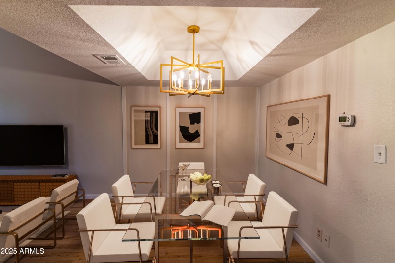 virtual_staging-08-Dining Room-result-01