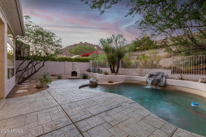 50 - Whispering Wind