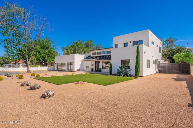 4421 E Earll Dr - 02