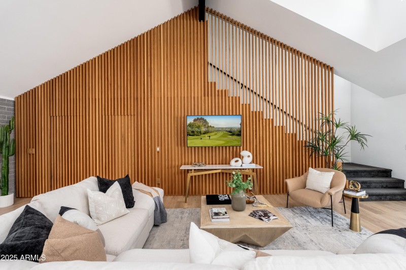 4421 E Earll Dr - 07